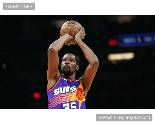 杜兰特转发高效命中率数据,自诩“效率之王” 杜兰特转发高效命中率数据,自诩“效率之王”